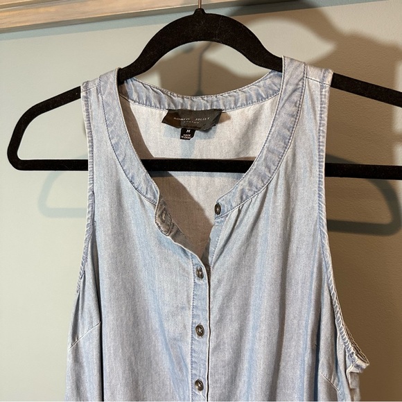 Romeo & Juliet Couture Light Blue Denim/Chambray Sleeveless Shorts Romper - Picture 4 of 7